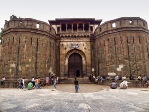 Shaniwar-Wada-Gate.jpg